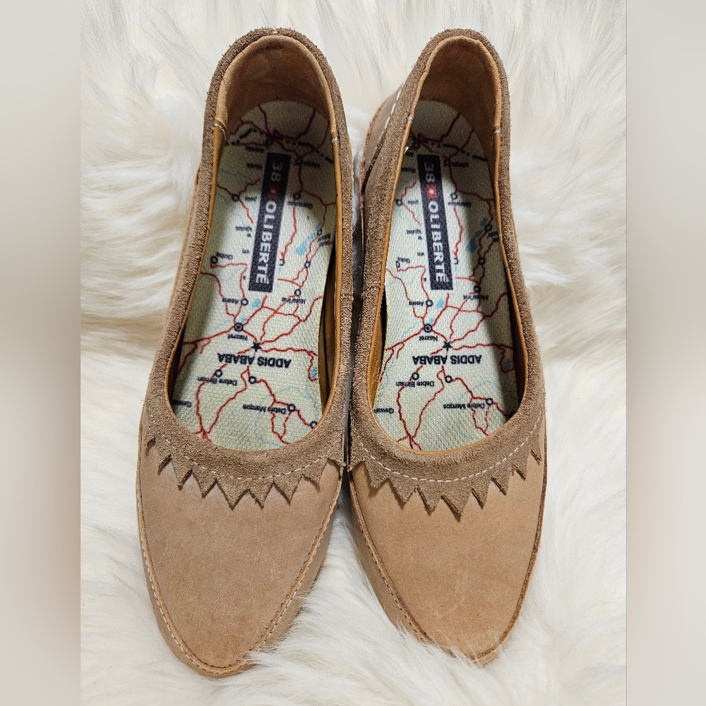 Women's Tan Suede Ballet Flats, 8/8.5, Oliberte